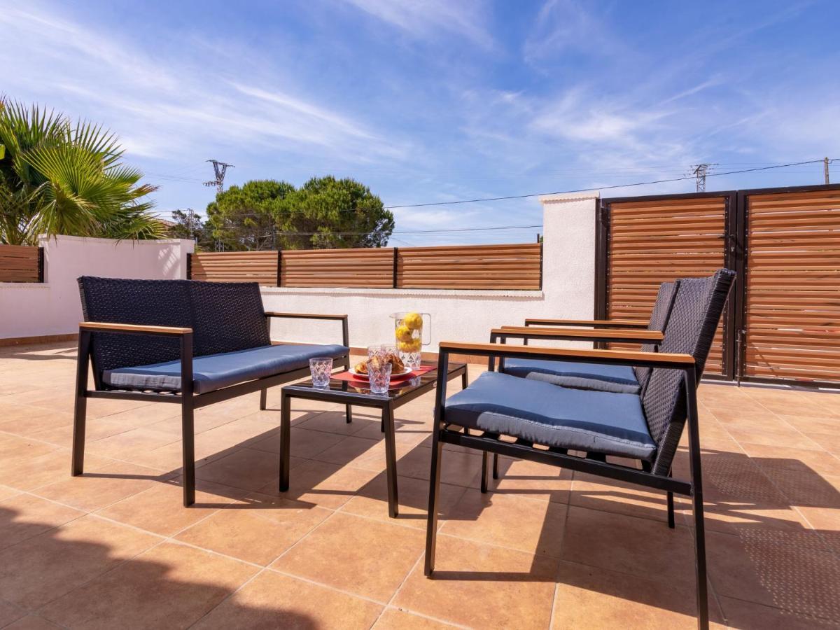 Nhà nghỉ Nueva Playa-3 By Interhome